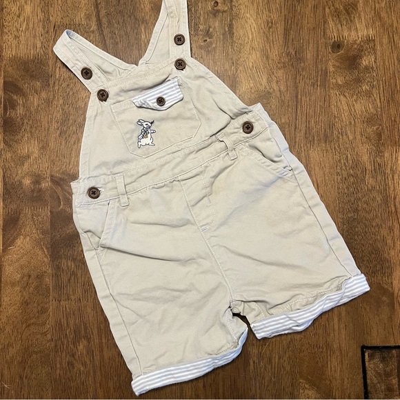 Gymboree Baby Peter Rabbit Beige Overalls Embroidered 12-18 Months - Picture 1 of 9